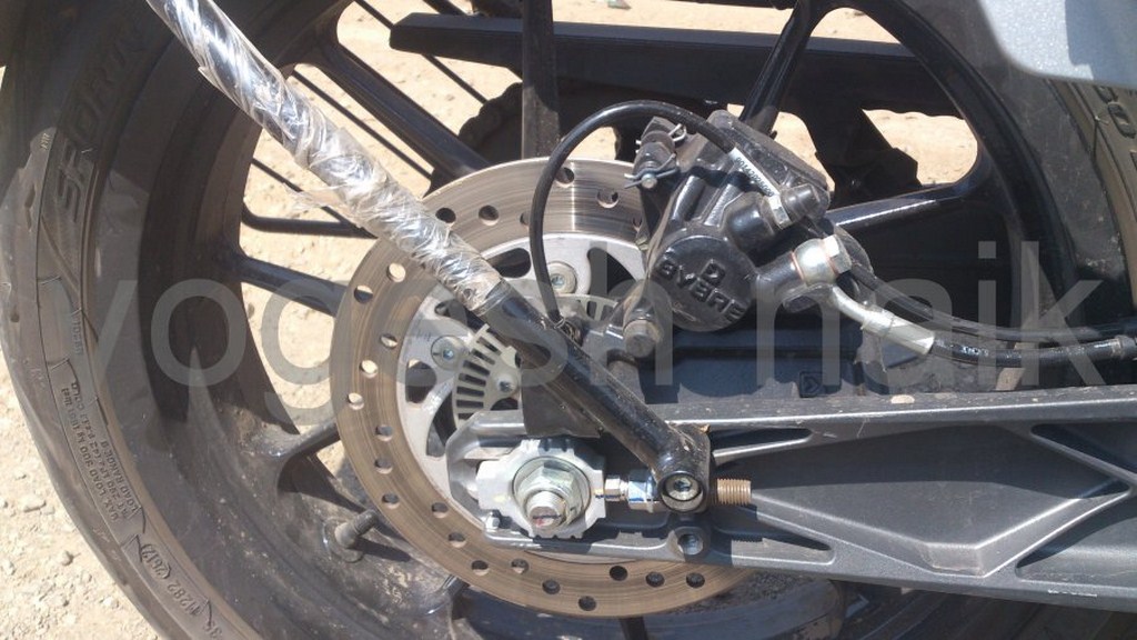 KTM Duke 390 Spyshot Rear Disc