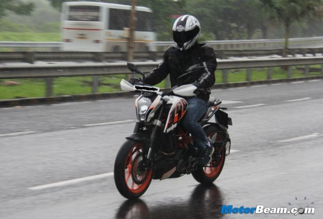 KTM Duke 390 Test Ride Review