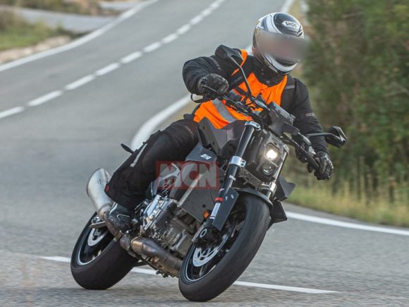 KTM Duke 990 Spied