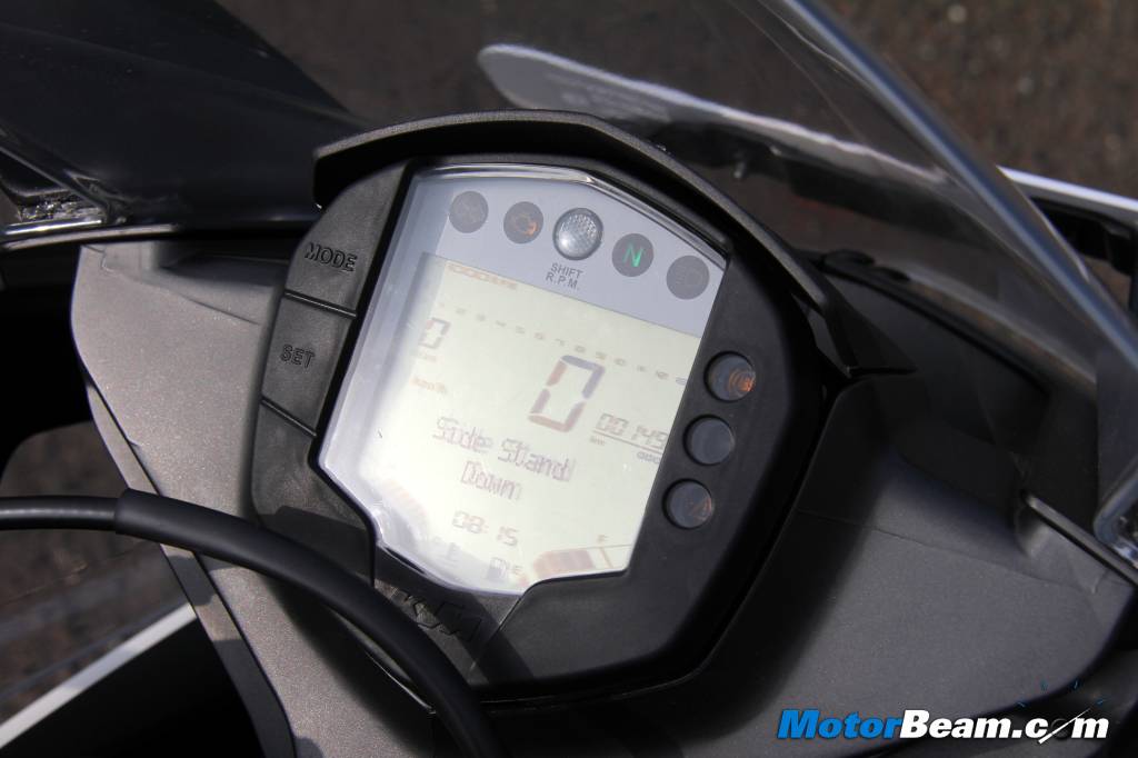 KTM RC 390 vs Duke 390 Comparison