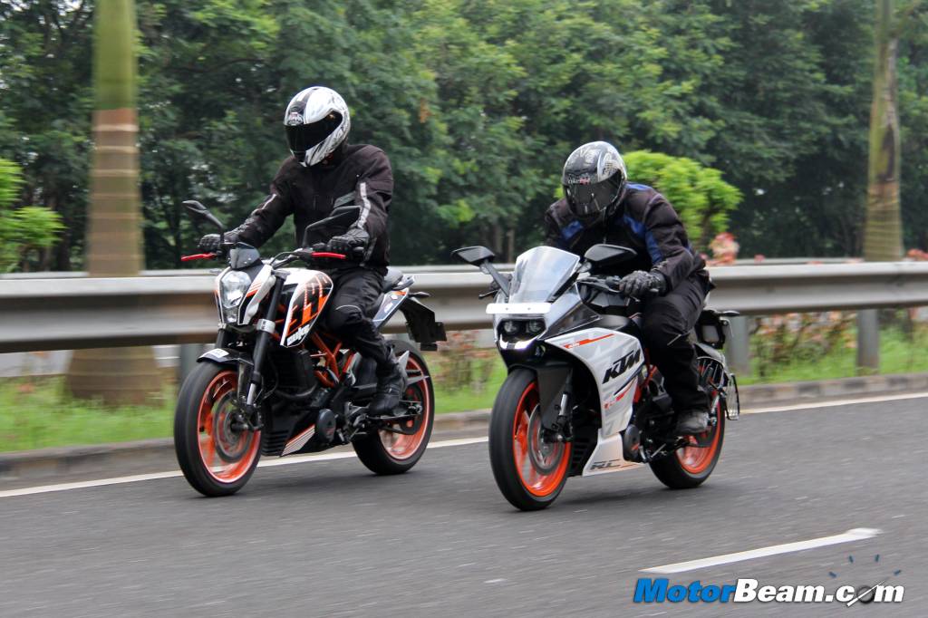 KTM RC 390 vs Duke 390