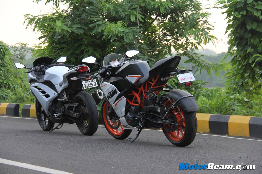 KTM RC 390 vs Kawasaki Ninja 300 Review