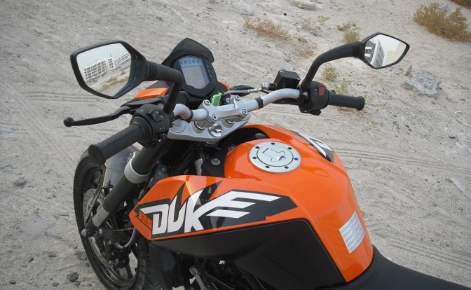 KTM Duke 125 Tank