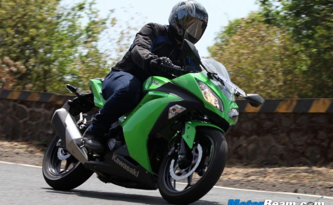 Kawasaki Ninja 300 Road Test