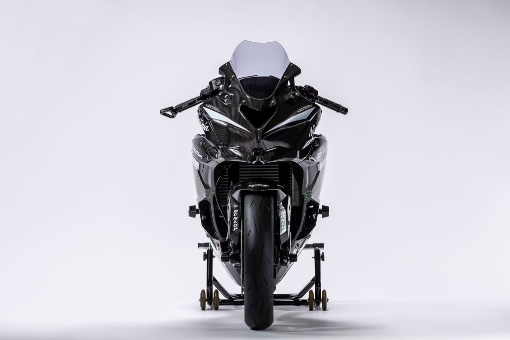 Kawasaki Ninja ZX-25R Racer Front