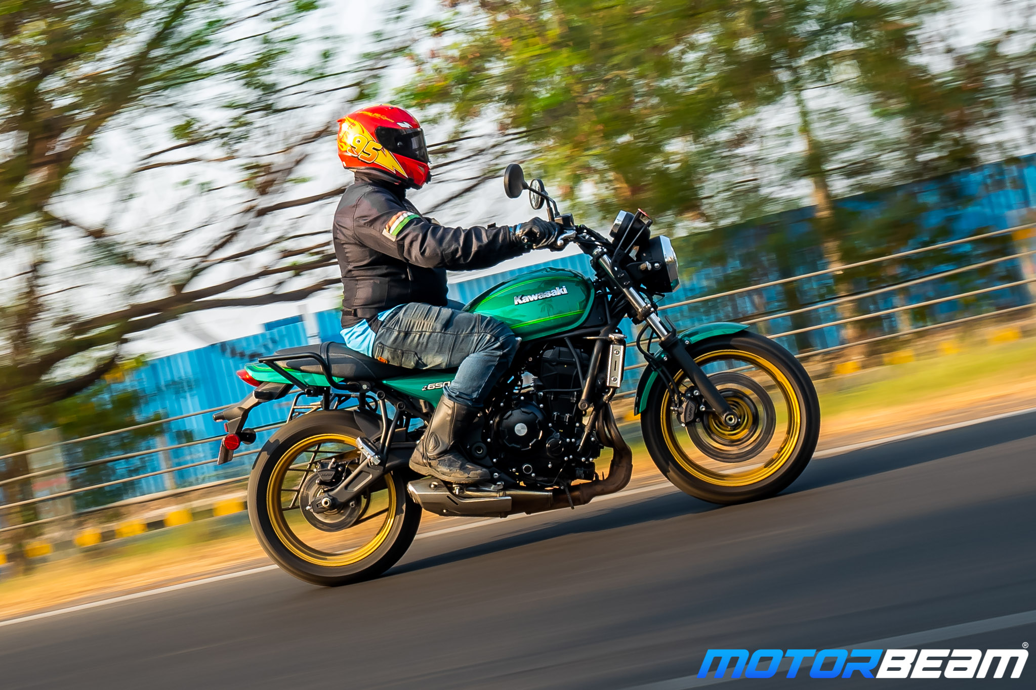 Kawasaki Z650RS Review 2
