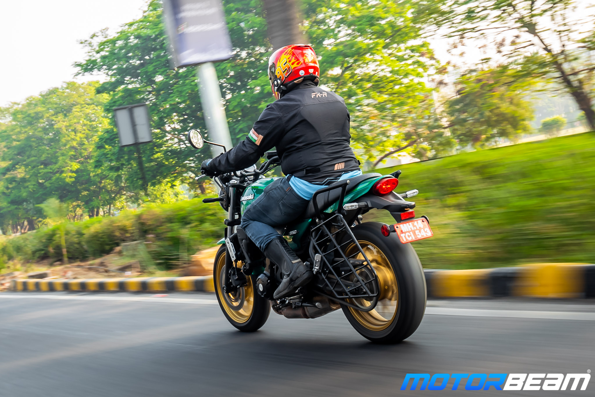 Kawasaki Z650RS Review 6