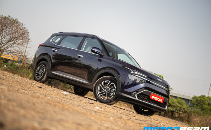 Kia-Carens-37