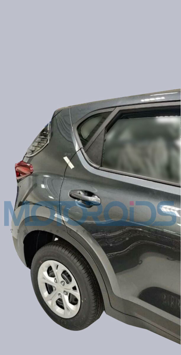Rear profile of the car spied