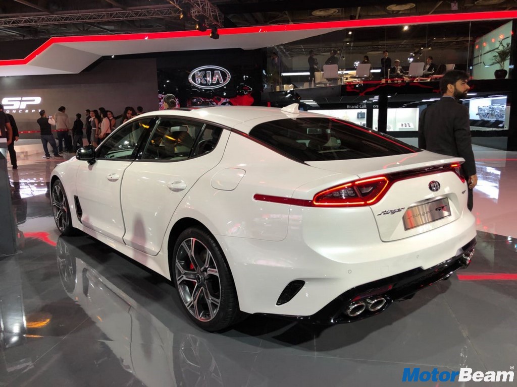 Kia Stinger 2