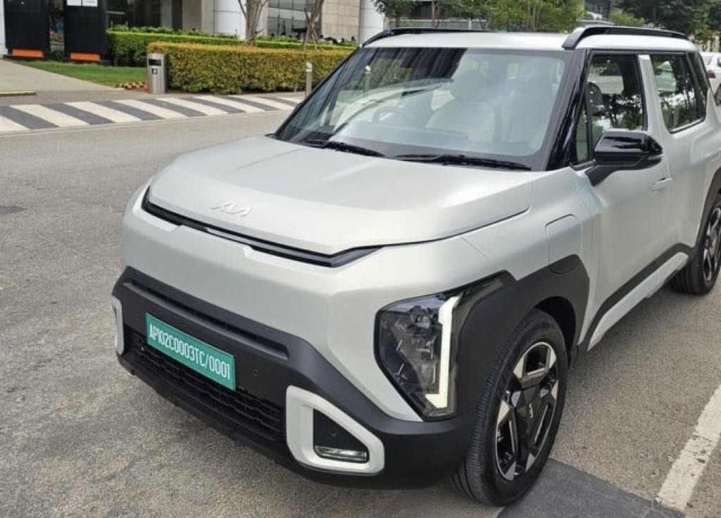 Kia Syros EV Spied