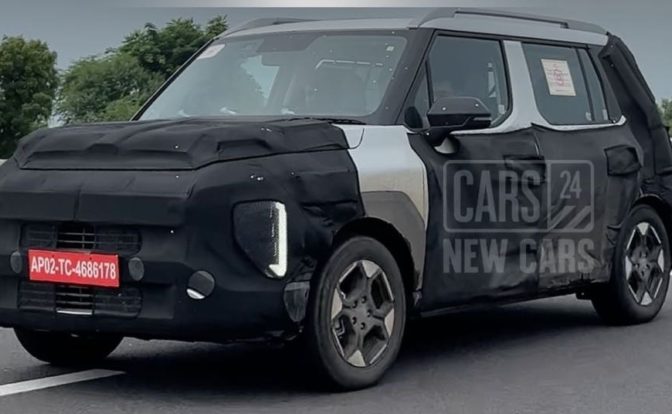 Kia Syros Spotted