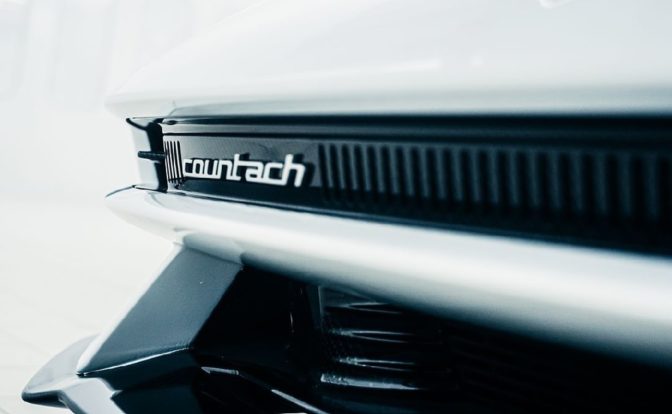 Lamborghini Countach Teaser