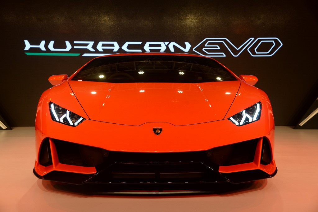 Lamborghini Huracan EVO Front