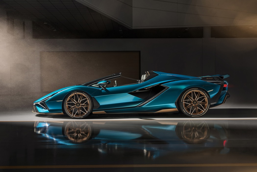 Lamborghini Sian Roadster Side