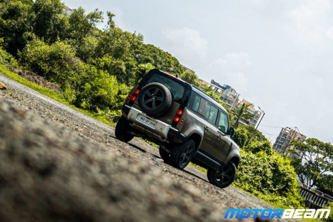 Land-Rover-Defender-15