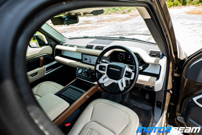 Land-Rover-Defender-35