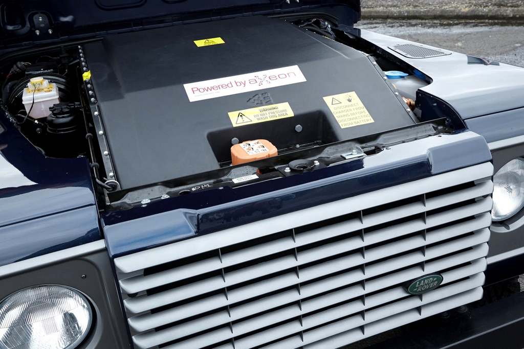 Land Rover Defender Electric motor