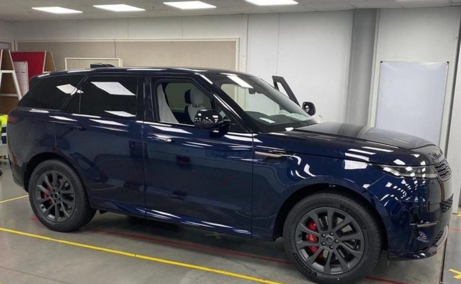 Land Rover Range Rover Sport Spotted Blue