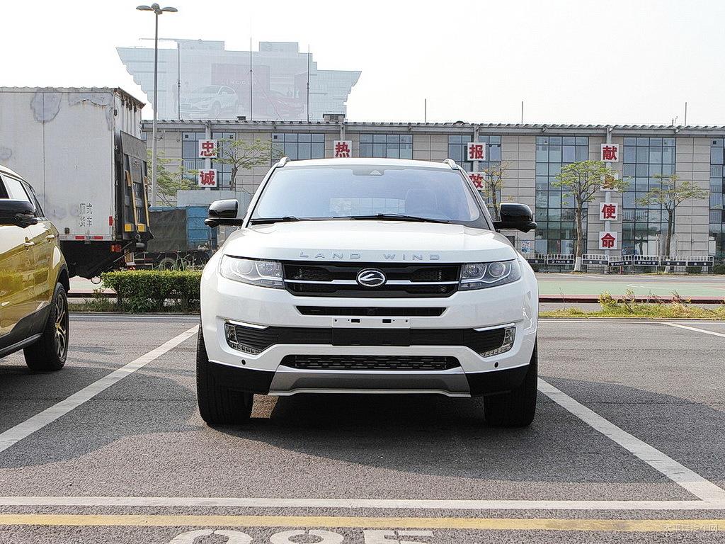 Land Wind X7 Front