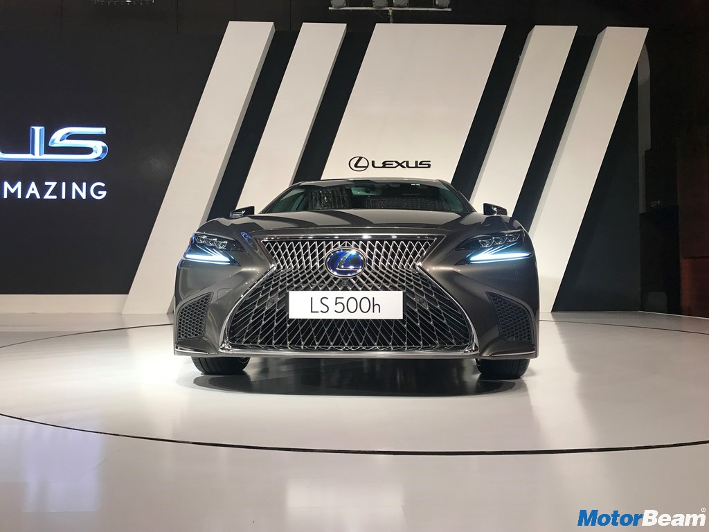 Lexus LS 500h Front