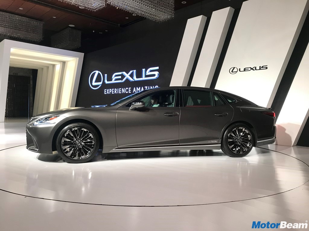 Lexus LS 500h Side Profile