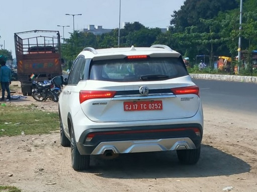 MG Hector Facelift Rear