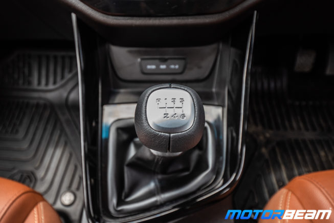 MG-Hector-Plus-22