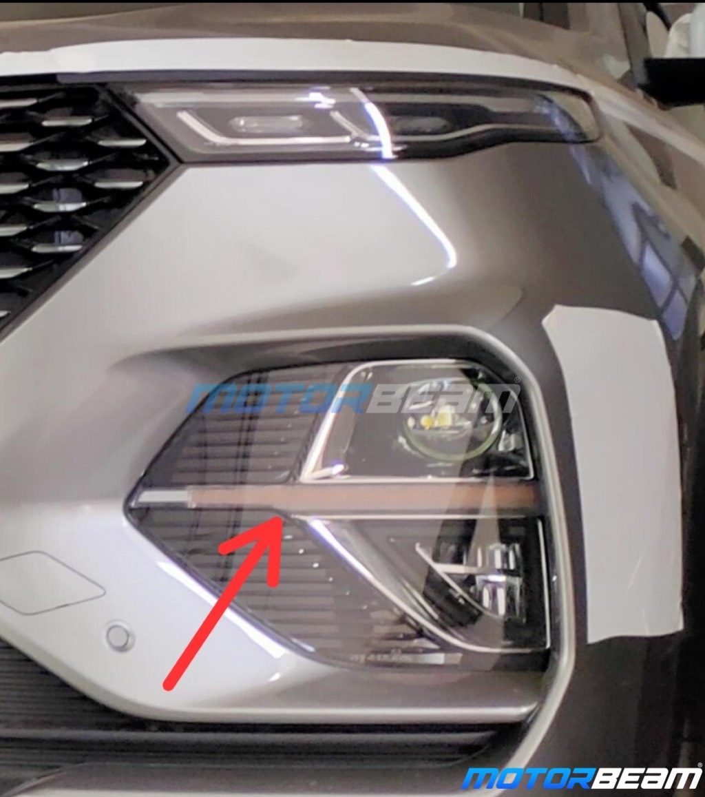 MG Hector Plus Fog Light