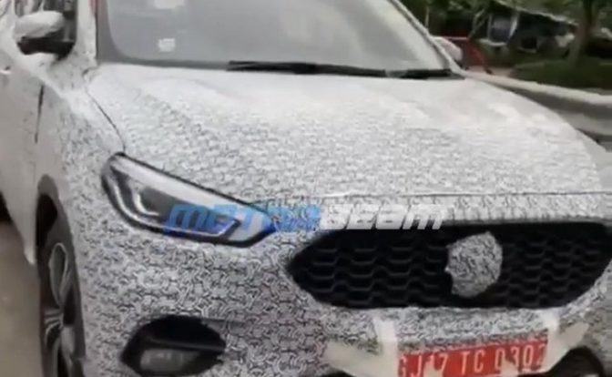 MG ZS Petrol Spied Front