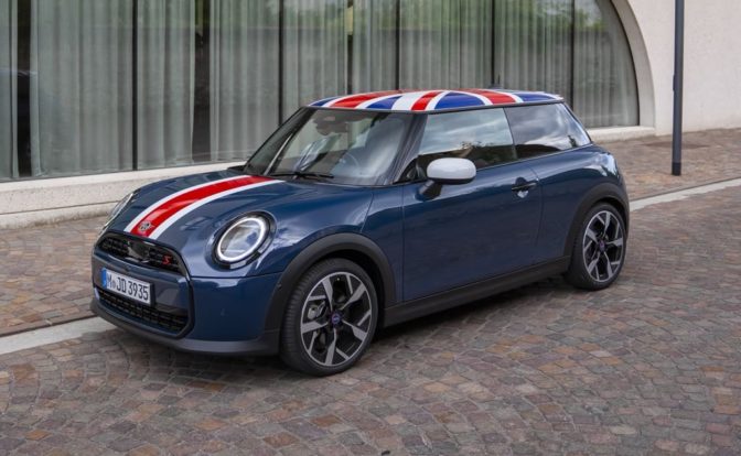 MINI Cooper Oxford Edition