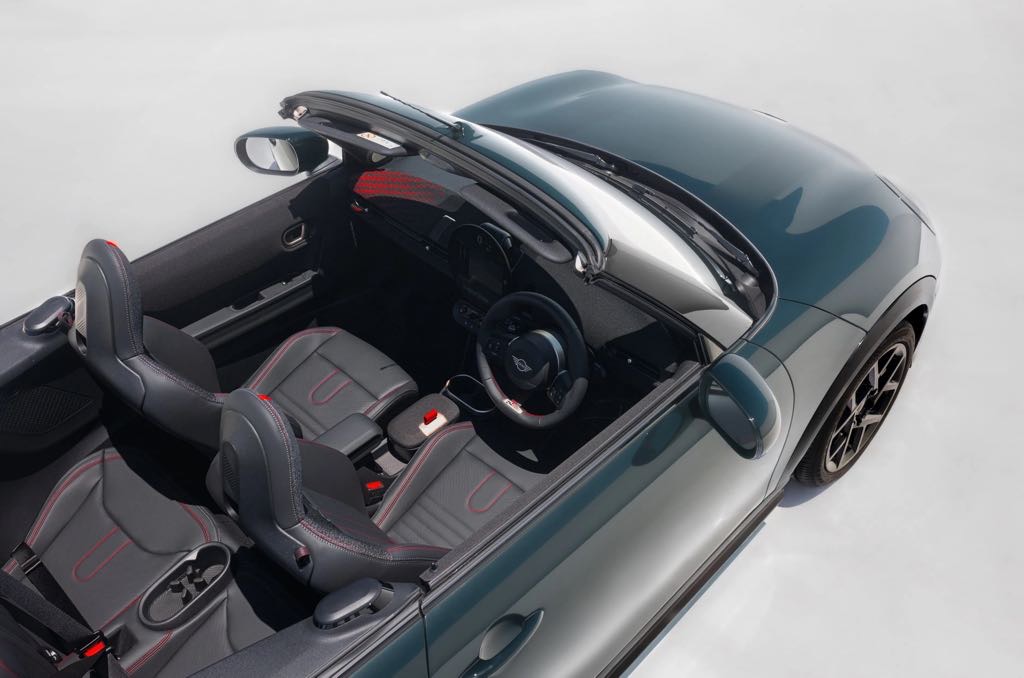 MINI Cooper S Convertible JCW Pack Interior