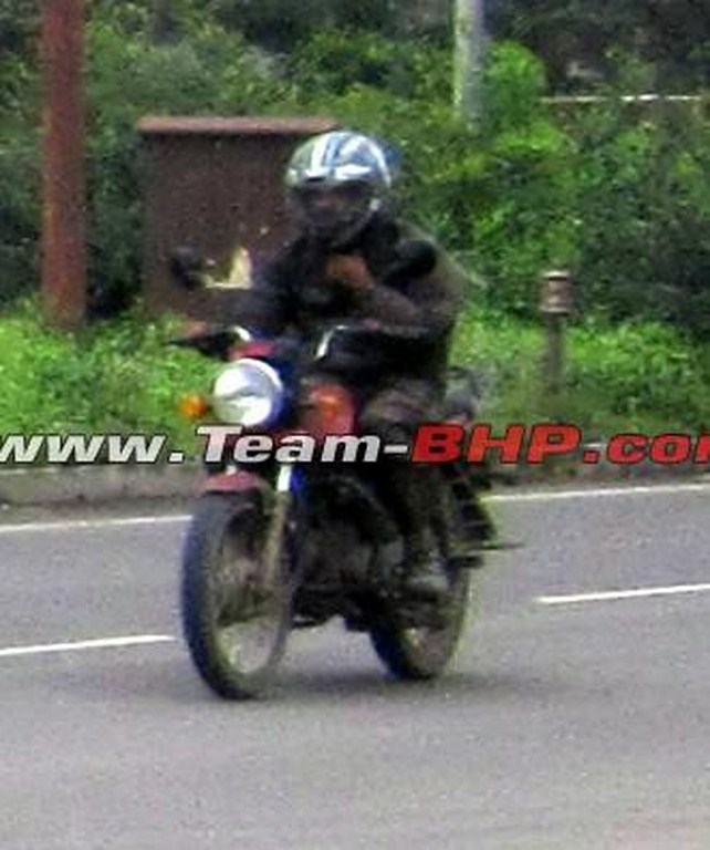 Mahindra-110cc-Commuter-Spied