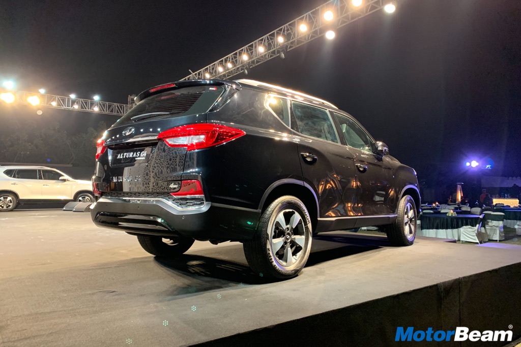 Mahindra Alturas G4 Specifications