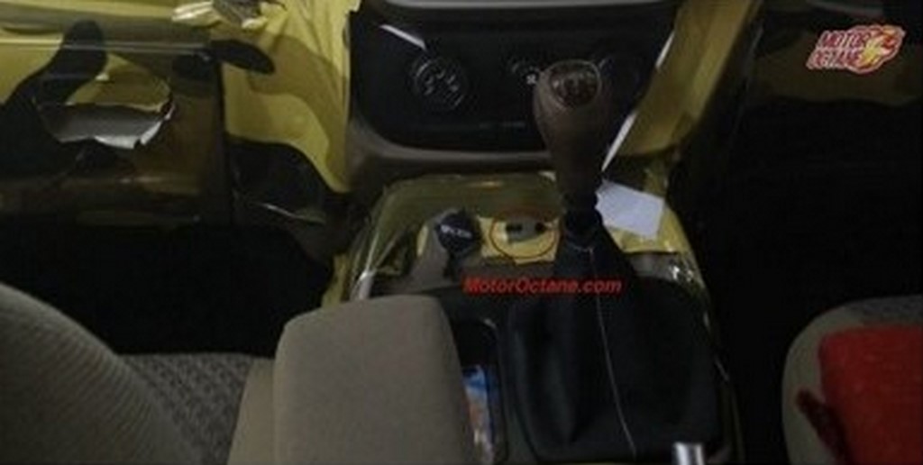 Mahindra Bolero Centre Console