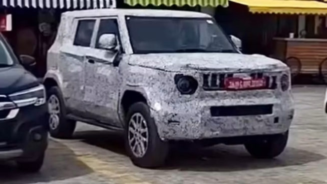 Mahindra Bolero front