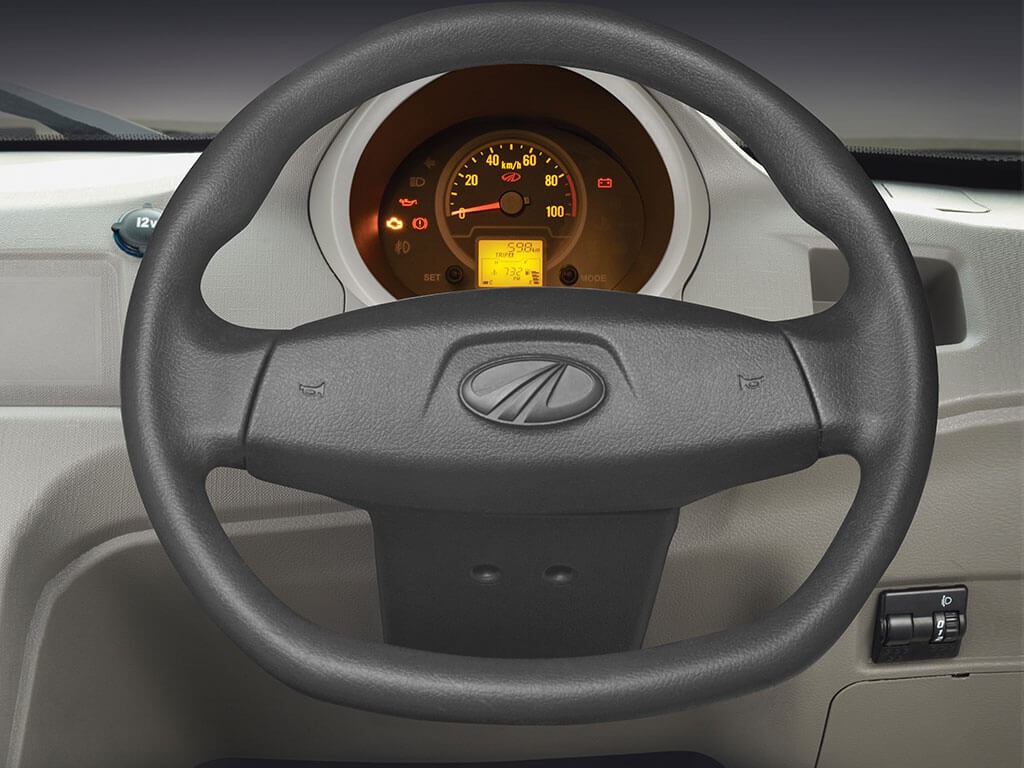 Mahindra Jeeto MiniVan Steering Wheel