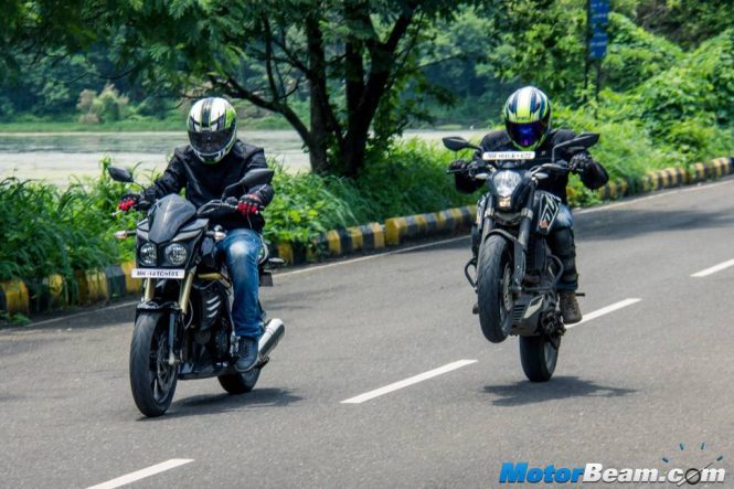 Mahindra Mojo vs KTM Duke 200 Shootout