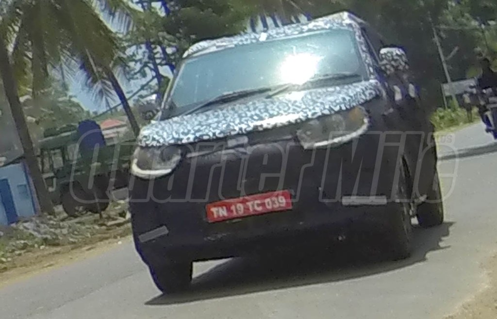Mahindra S101 Spy Shot Headlights