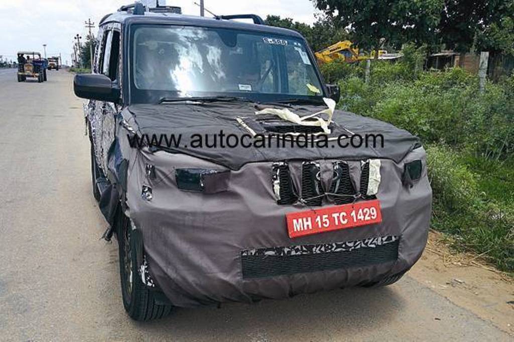 Mahindra Scorpio Facelift Shot New Grille