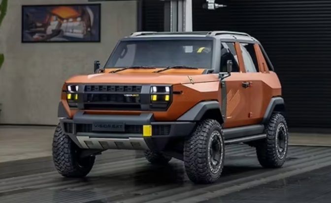 Mahindra Vision SXT front
