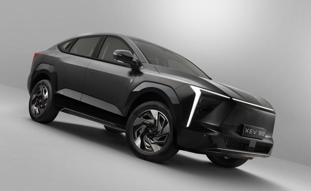 Mahindra XEV 9e Cineluxe