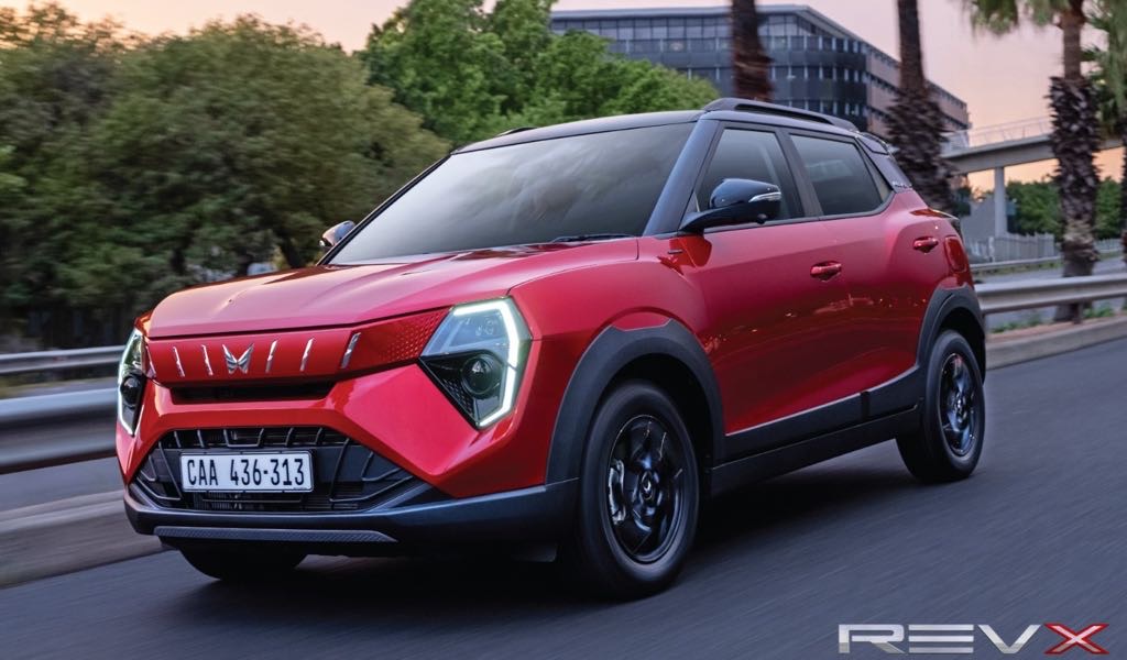 Mahindra XUV 3XO RevX Price