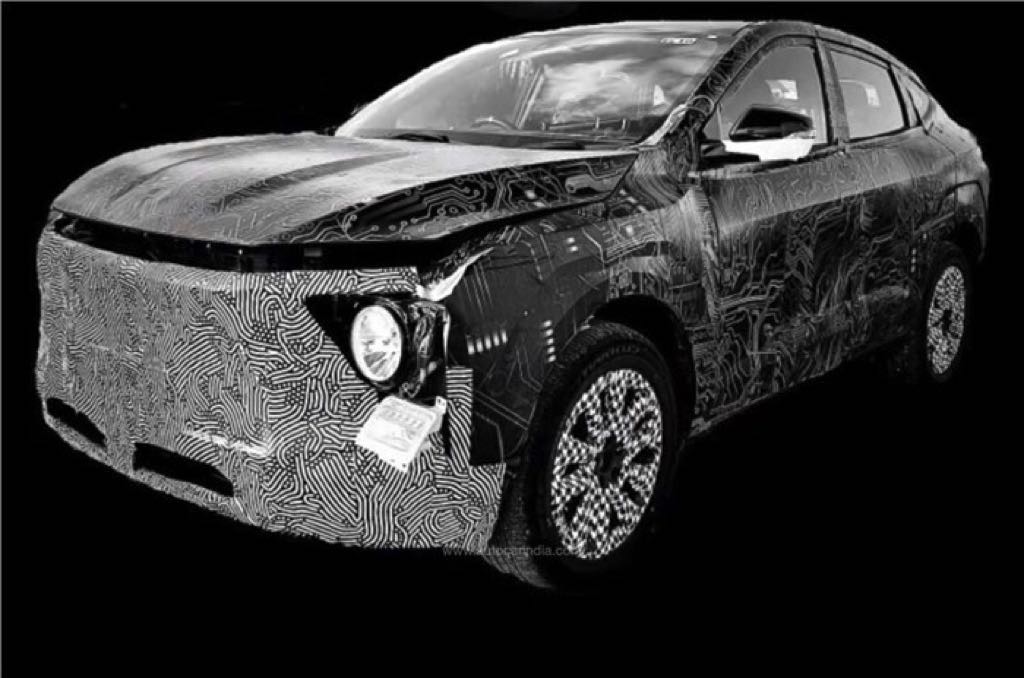 Mahindra XUV.e9 Spied