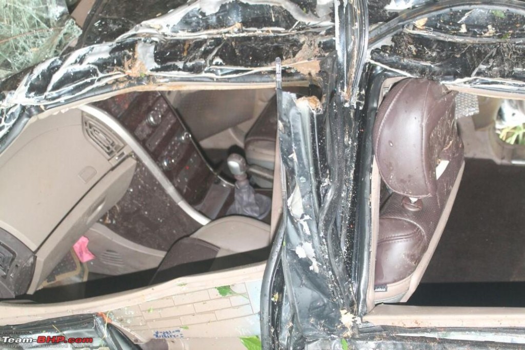 Mahindra XUV500 Accident Safety Tech Failure