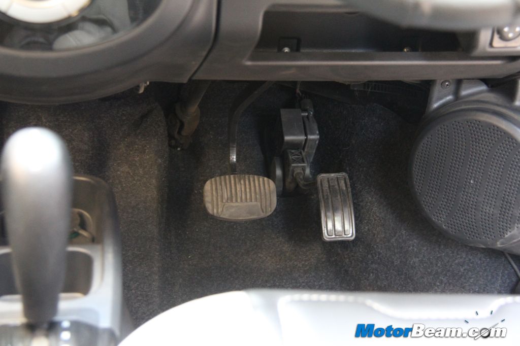 Mahindra e2o Performance Review