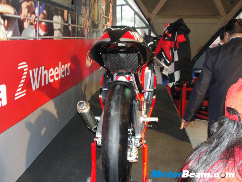 Mahindra_Concept_Motorcycle__Rear