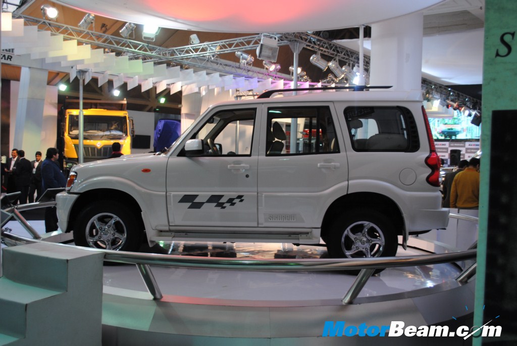 Mahindra_Scorpio_Special_Edition_Side