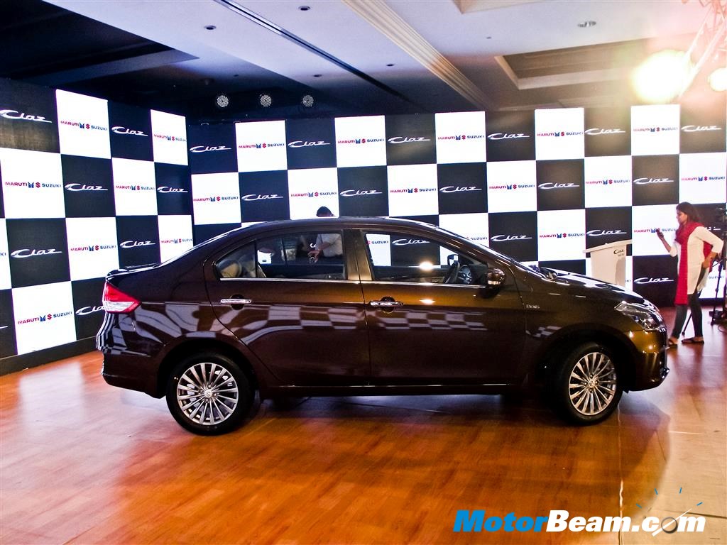 Maruti Ciaz Side