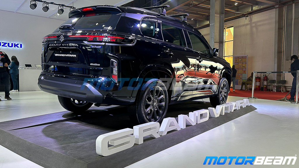 Maruti Grand Vitara Black Edition 3